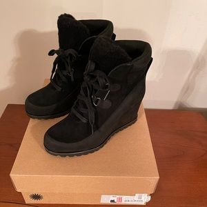 UGG BLACK BOOTS NWT